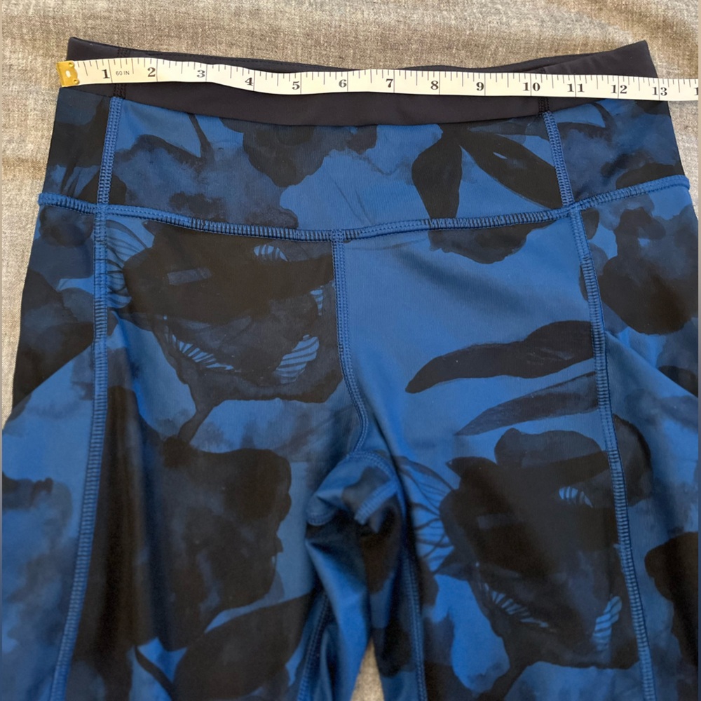 Lululemon Full Length Jumbo Inky Floral Wunder Under Size 4 - Picture 15 of 16